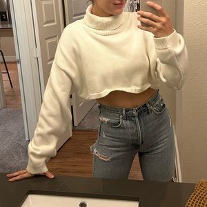 NWT Cropped White Turtle Neck Sweater